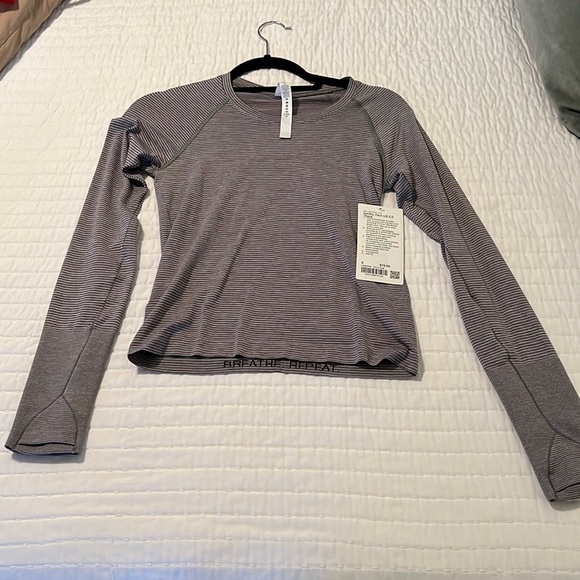 Brand new Lululemon top